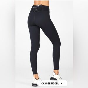 Fabletics Trinity Motion365 high-waisted cropped Black Leggings with pocket M